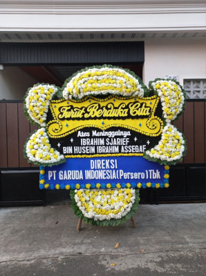 Papan Bunga Duka di Sipinggolpinggol